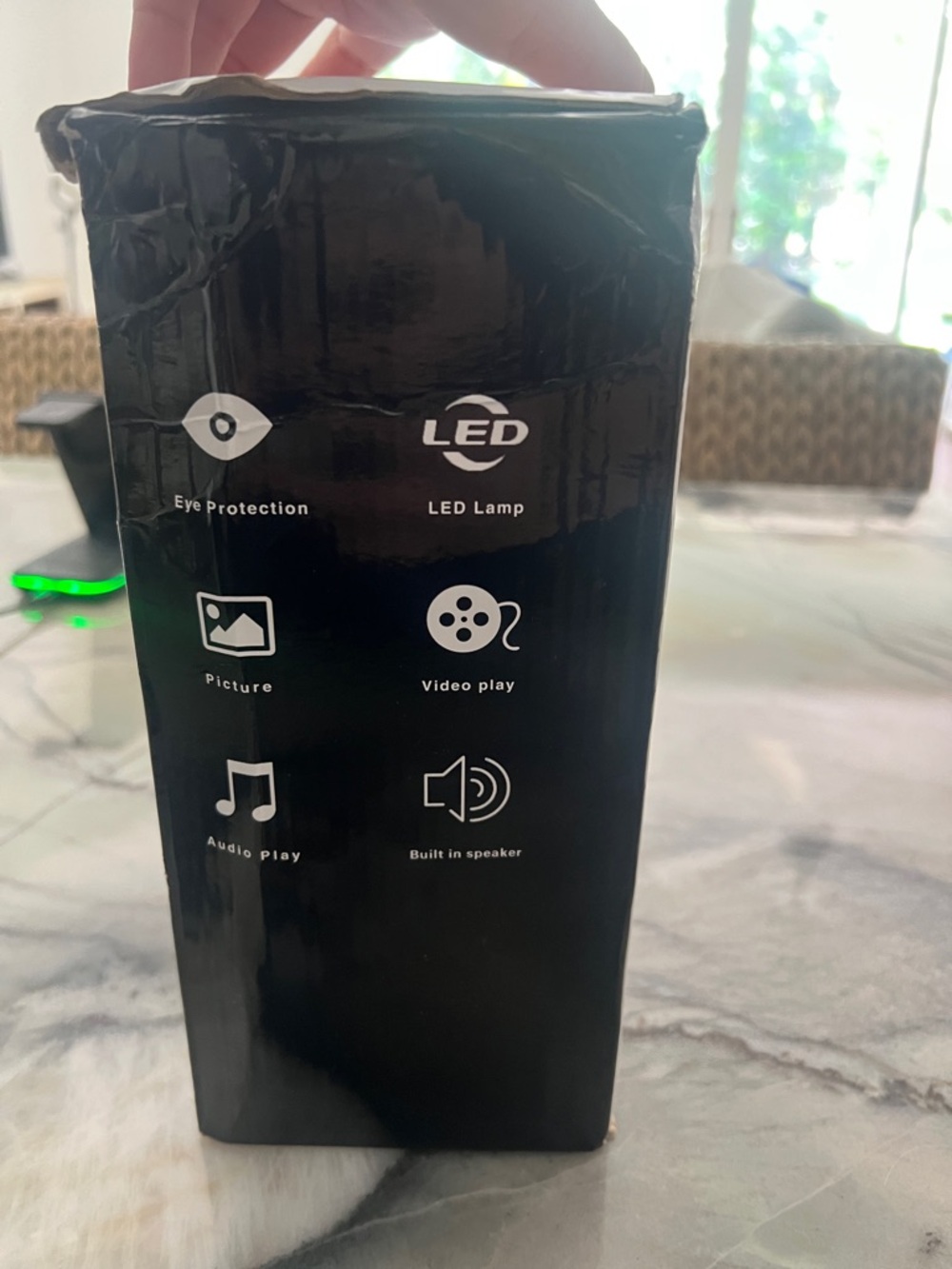 LED Home Projector - White - Picture 5 of 5